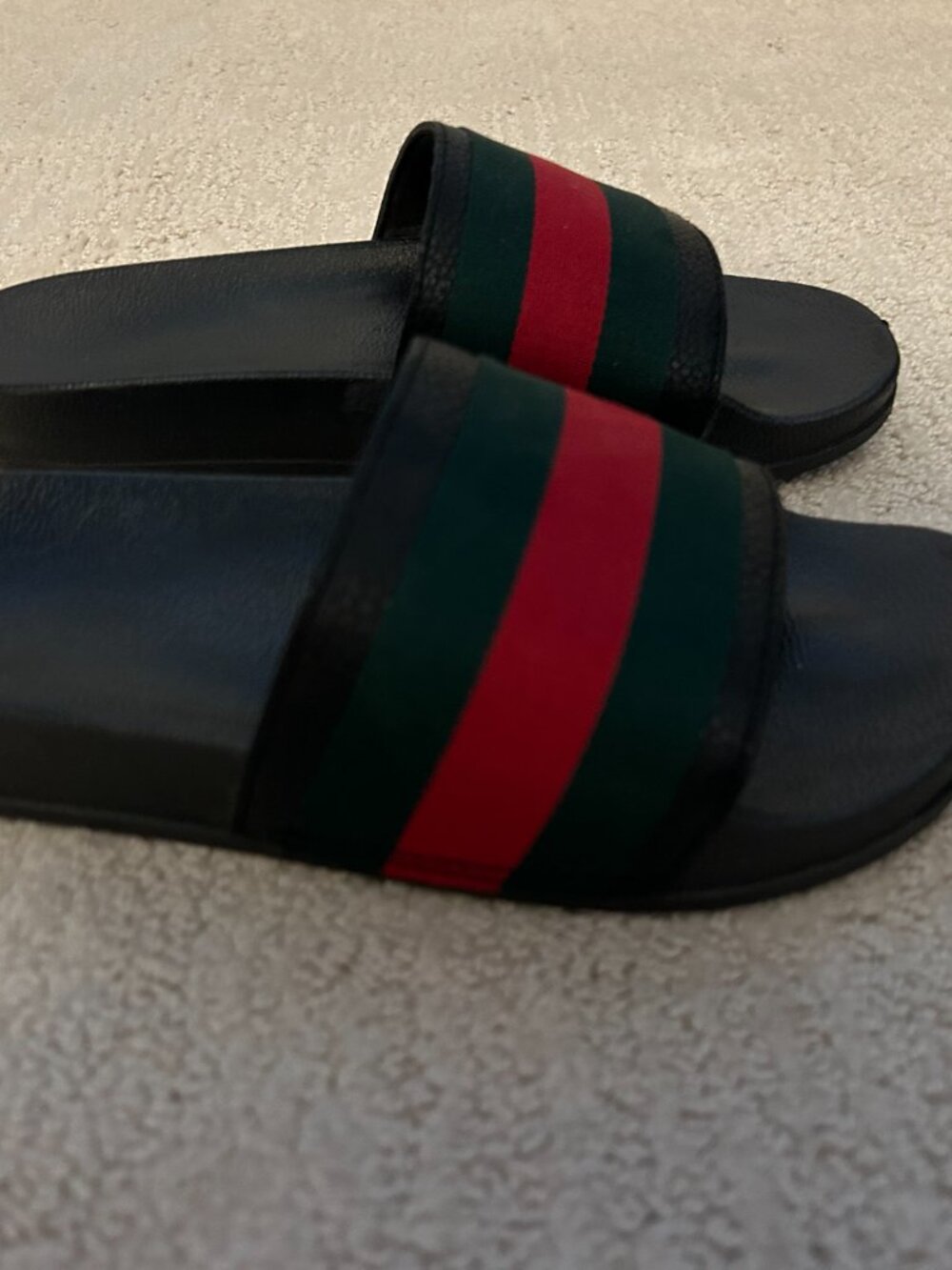 Slippers - Picture 2 of 3